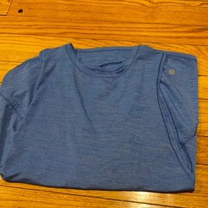 Lululemon muscle tank